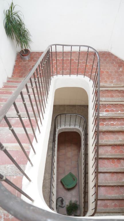 Appartements Des Teinturiers Avignon Bagian luar foto